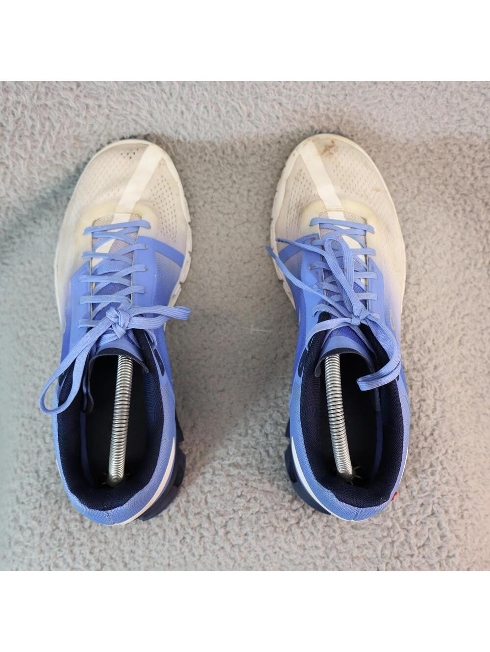 On Cloudflow Blue Running Shoes Size: 11 - Picture 5 of 10